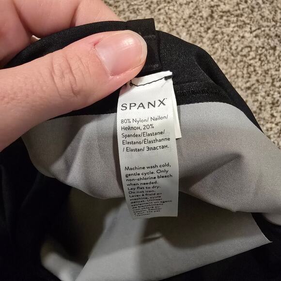Women's Spanx Black Shapewear Bottoms | Size 2X - Picture 9 of 9